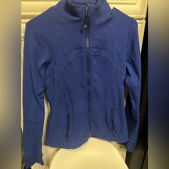 Lululemon Athletica Jacket with Breathable Back and Thumb Hole Sz 10 - Picture 6 of 15